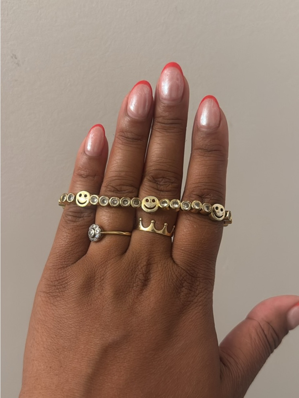 Gold Smiley and Crystal Bezel Stretch Ring - Women's Fashion